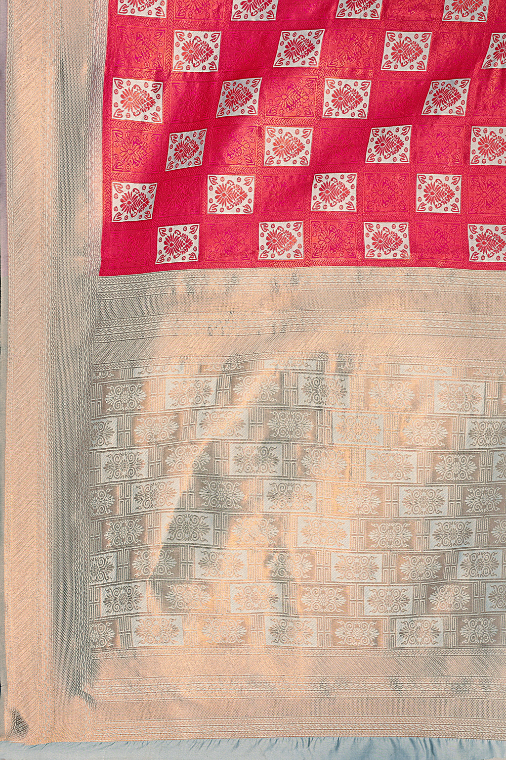 Royal Pink Checks Saree